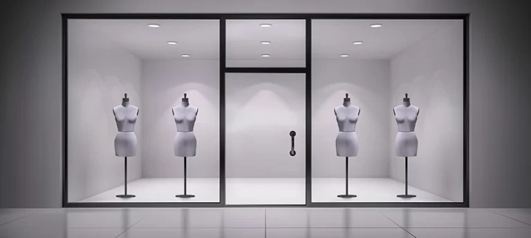 ¿Qué errores comunes se deben evitar al limpiar un escaparate?